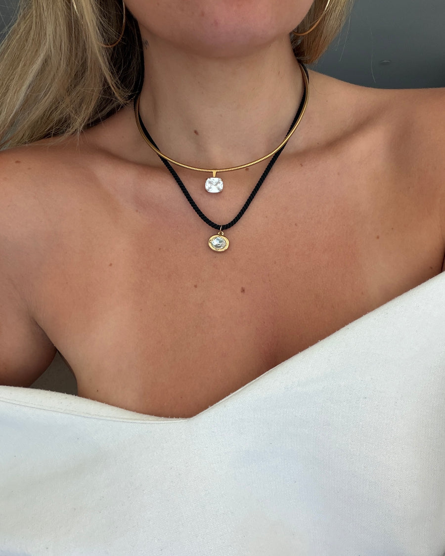 Meadow Necklace | Rope Chain Necklace with CZ Diamond Pendant