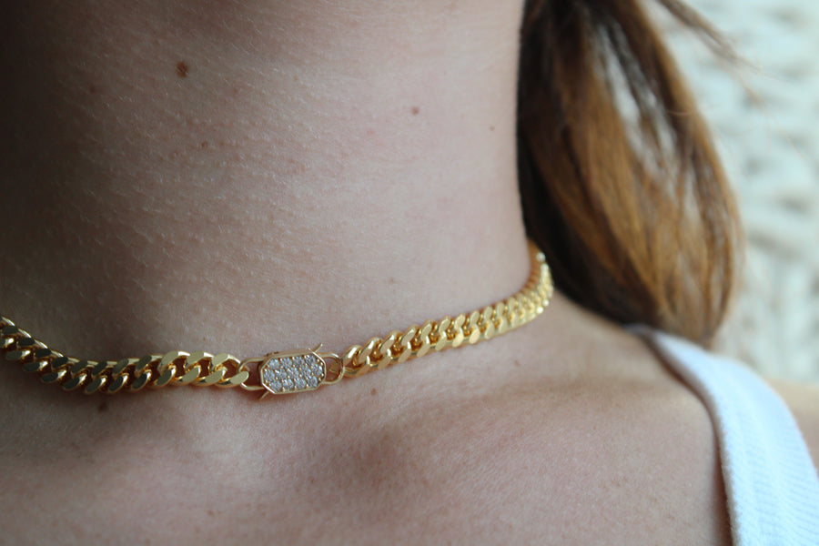 Minerva Choker